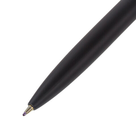 Ручка бизнес-класса шариковая BRAUBERG Larghetto, СИНЯЯ, корпус черный с хромированными деталями, линия письма 0,5 мм, 143476