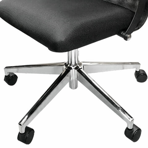 Кресло офисное МЕТТА "К-6" хром, кожа, сиденье и спинка мягкие, черное